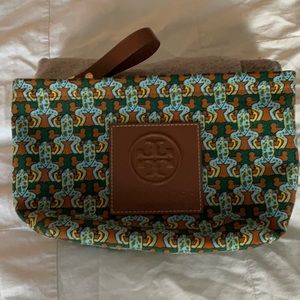 Tory Burch Gracie Print Makeup Case w/stylish gift bag